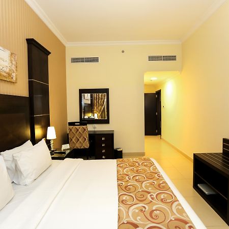 Ivory Grand Hotel Apartments Dubai Eksteriør billede