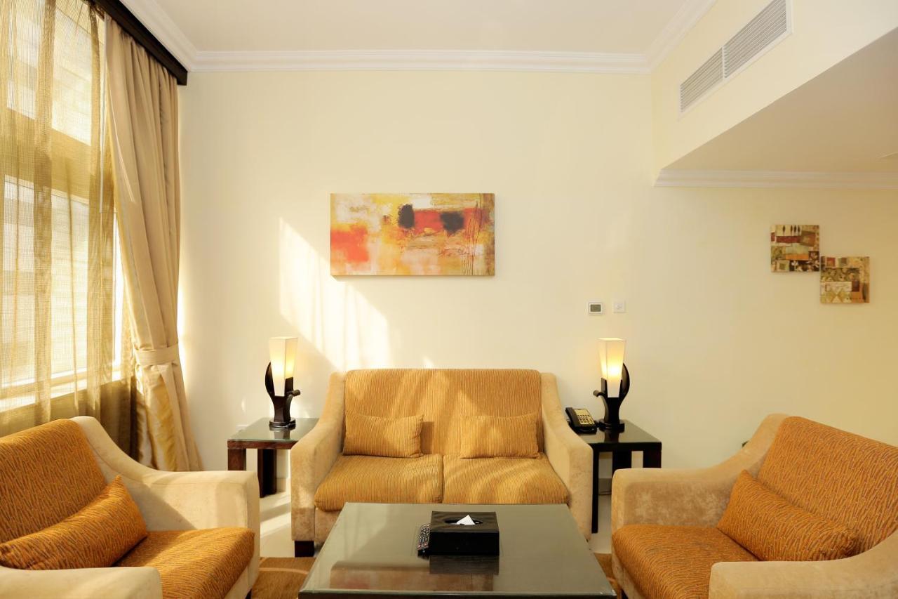 Ivory Grand Hotel Apartments Dubai Eksteriør billede
