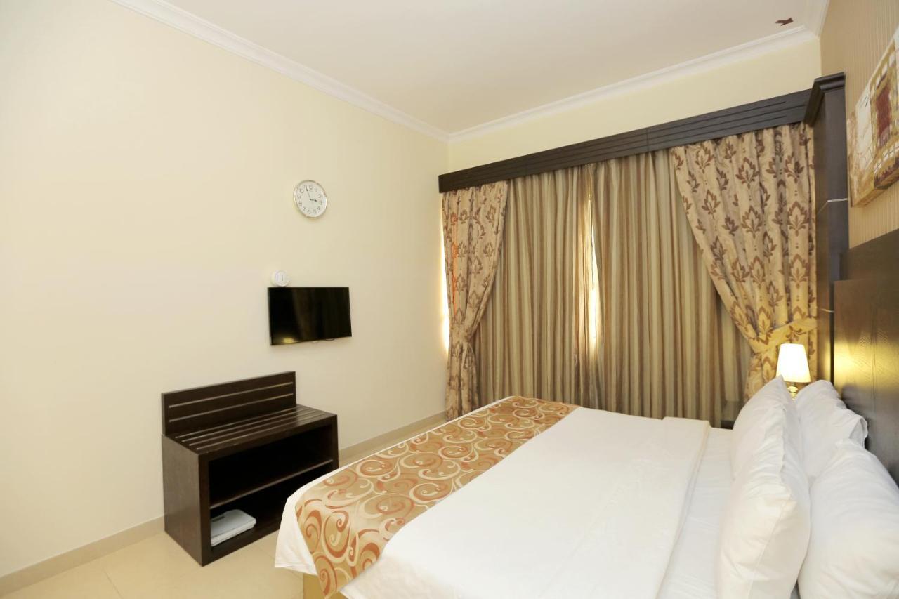 Ivory Grand Hotel Apartments Dubai Eksteriør billede