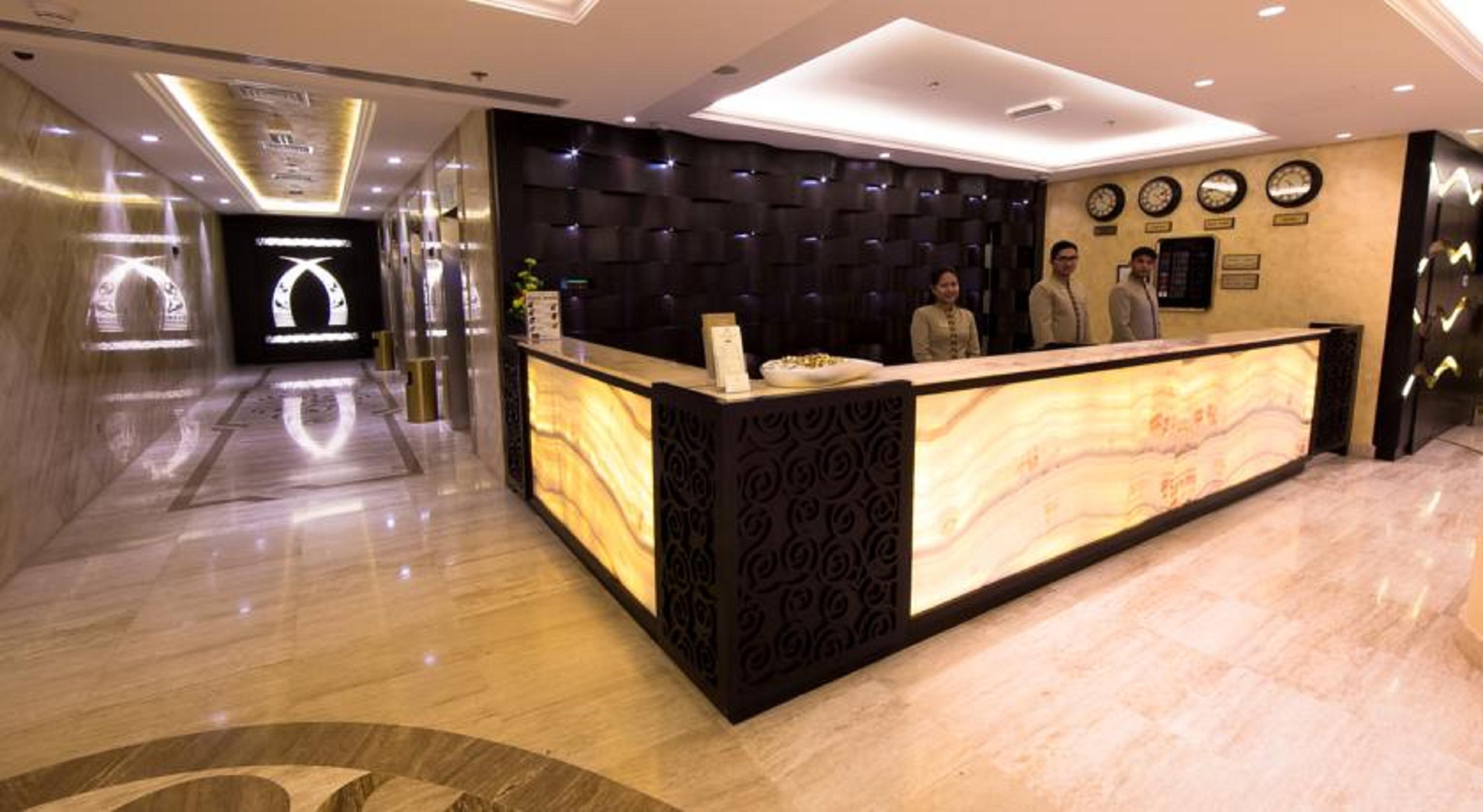 Ivory Grand Hotel Apartments Dubai Eksteriør billede