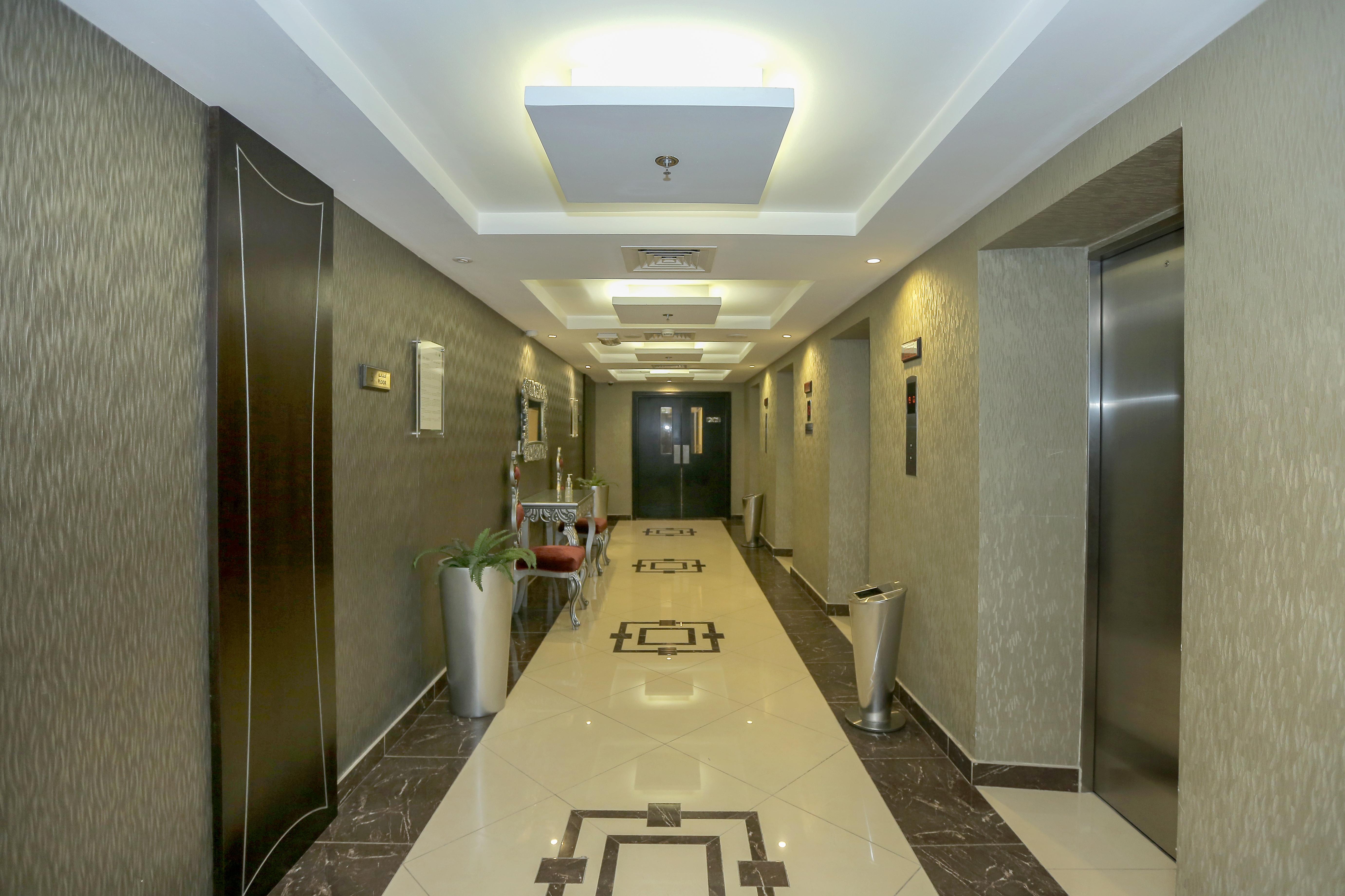 Ivory Grand Hotel Apartments Dubai Eksteriør billede