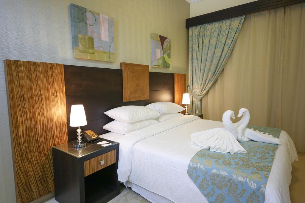 Ivory Grand Hotel Apartments Dubai Eksteriør billede