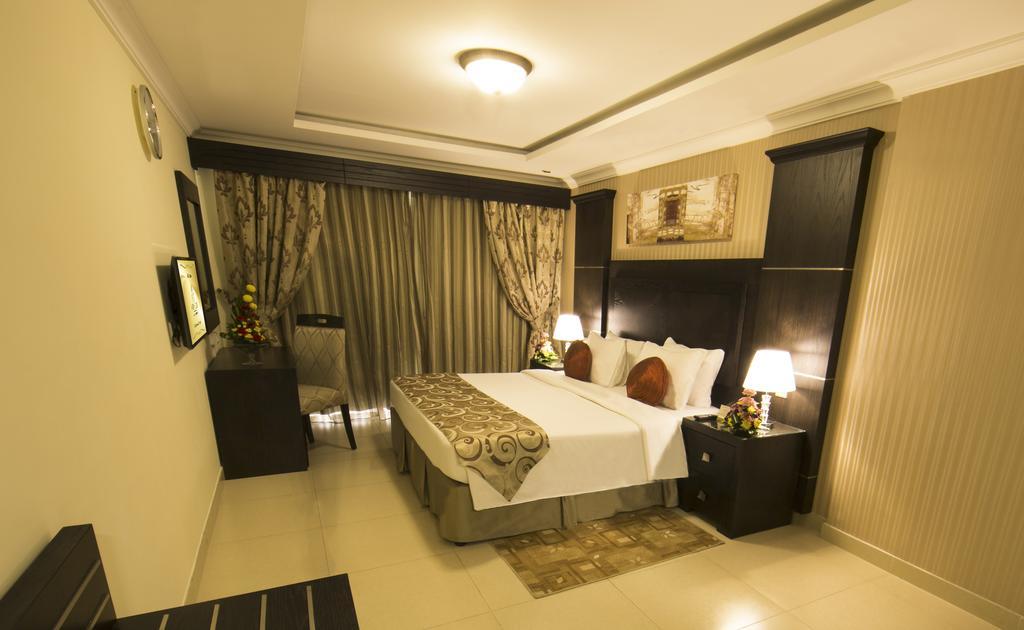 Ivory Grand Hotel Apartments Dubai Eksteriør billede